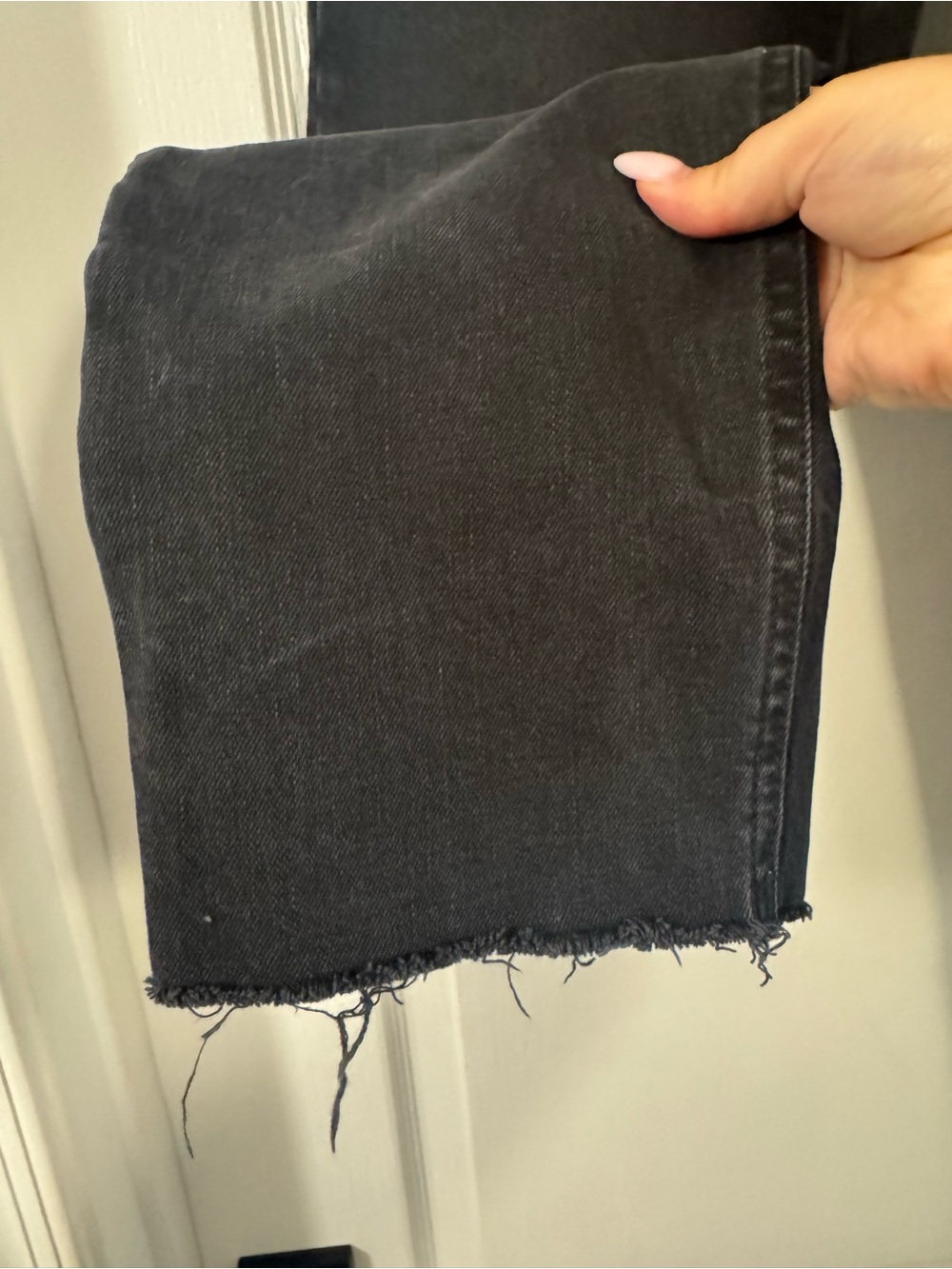 GAP Black Cropped Cheeky Straight Leg Jeans - Picture 2 of 14